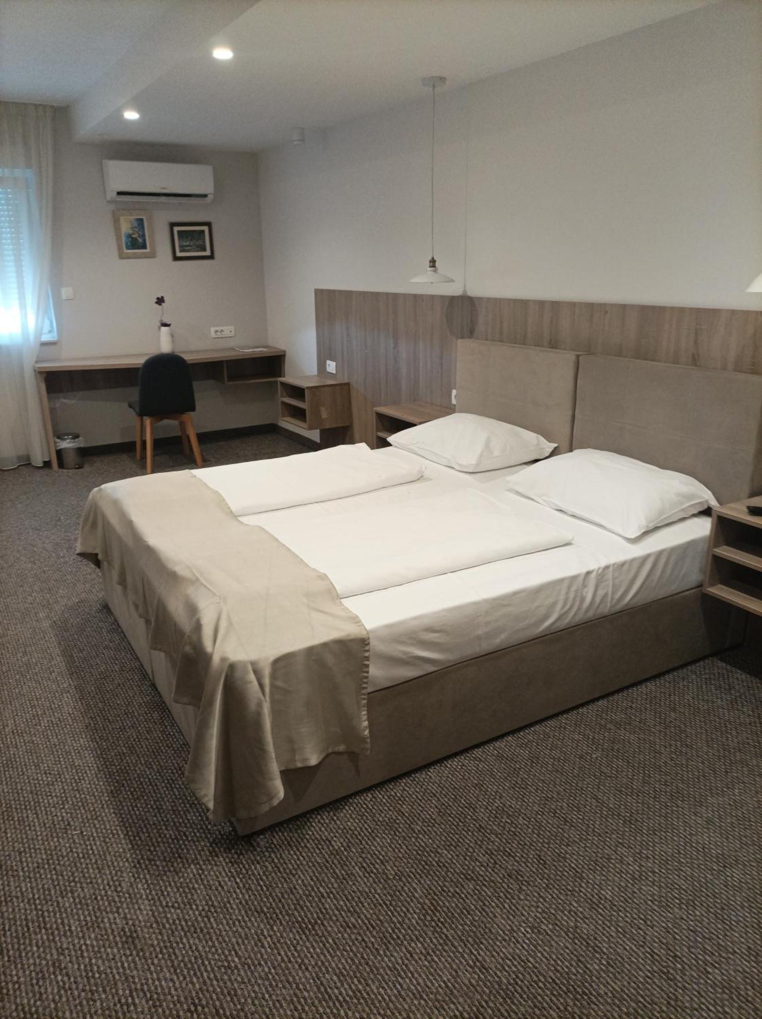 Hotel Storia 캐플례나 외부 사진